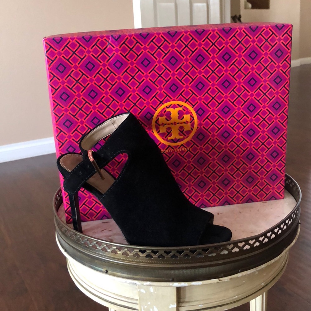 Tory Burch Suede Peep toe 4in heels- gently worn